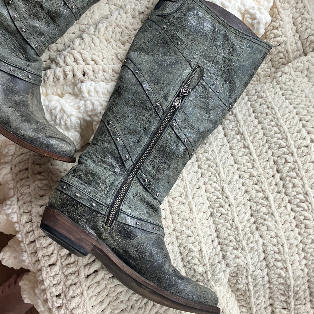 LIBERTY Black Distressed Green Tan knee boots - Picture 4 of 15